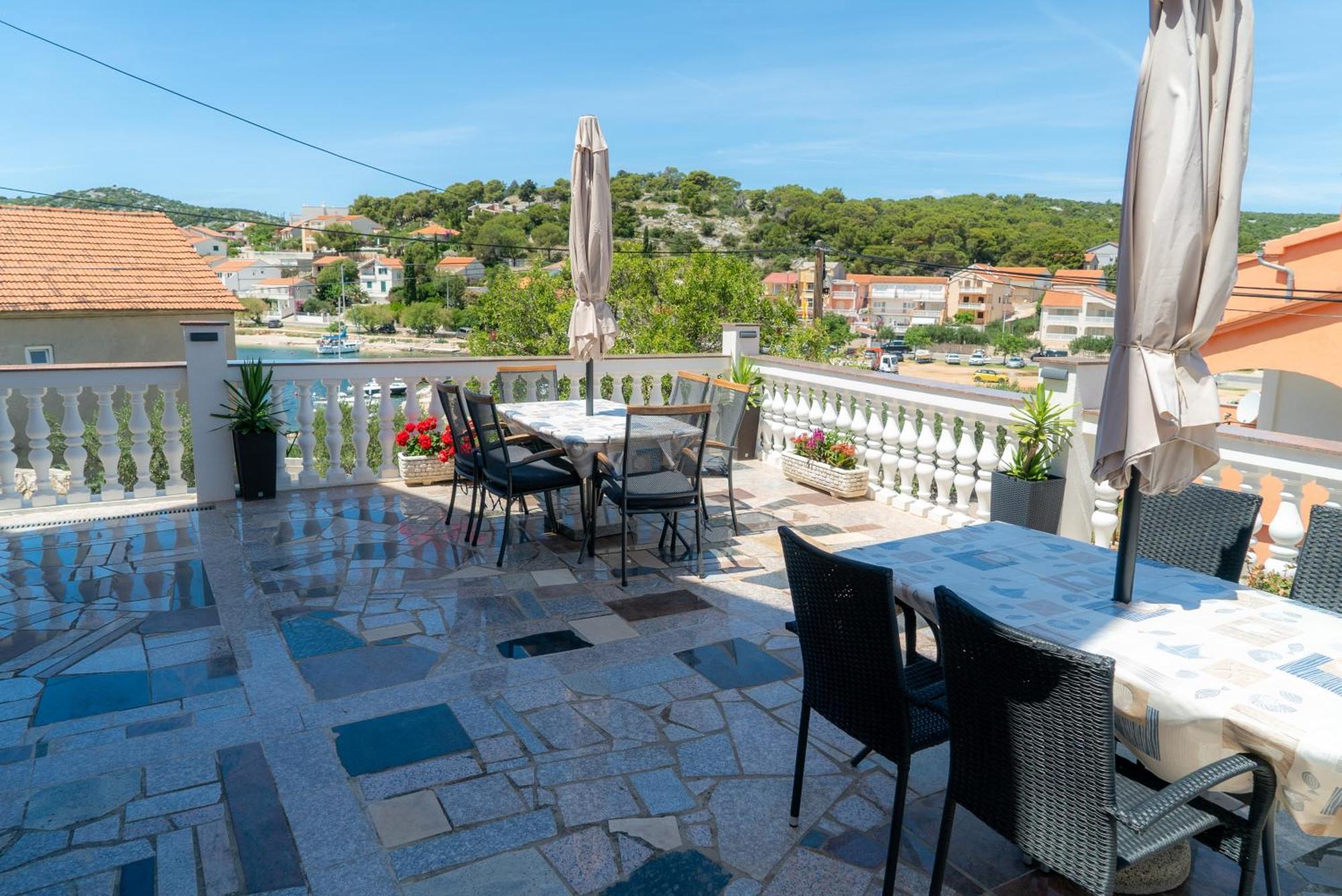 Apartments Zubcic Tisno Ngoại thất bức ảnh