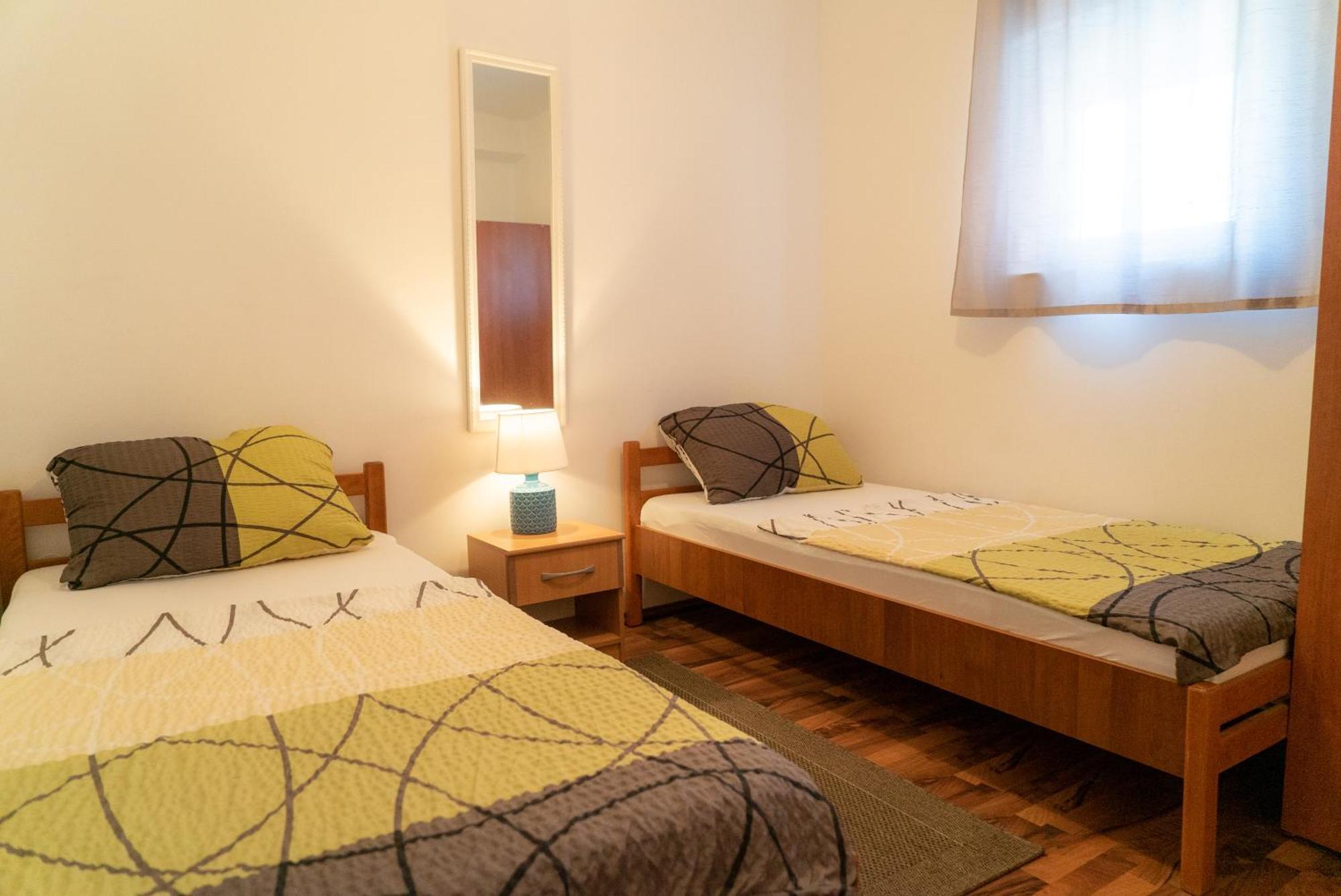 Apartments Zubcic Tisno Ngoại thất bức ảnh